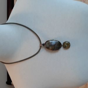 NEW hand made  gorgeous nicklace.